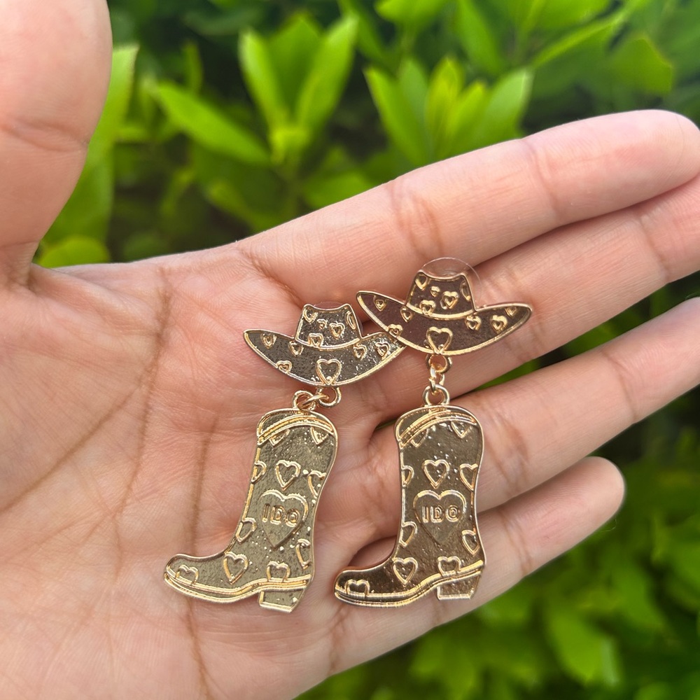 BRIDE Cowboy 🤠 Hat & Boot Earrings